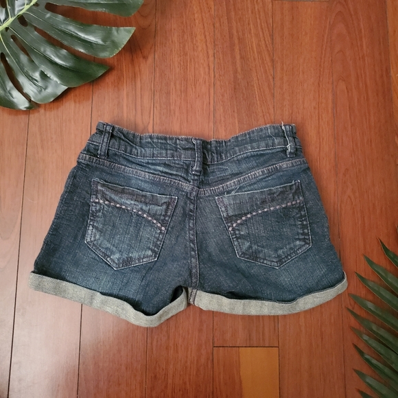 Miley Cyrus Max Azria Studded Denim Shorts - Picture 3 of 4